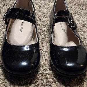 **Size 13* Christie & Jill* Black flat dress shoes* 1 Buckle Strap**